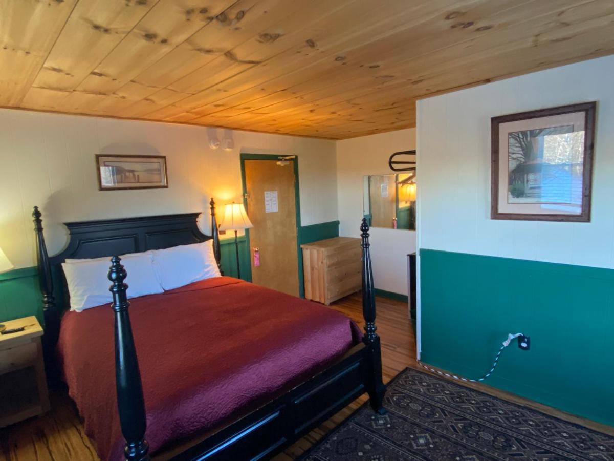 Bromley View Inn Bondville Exterior foto