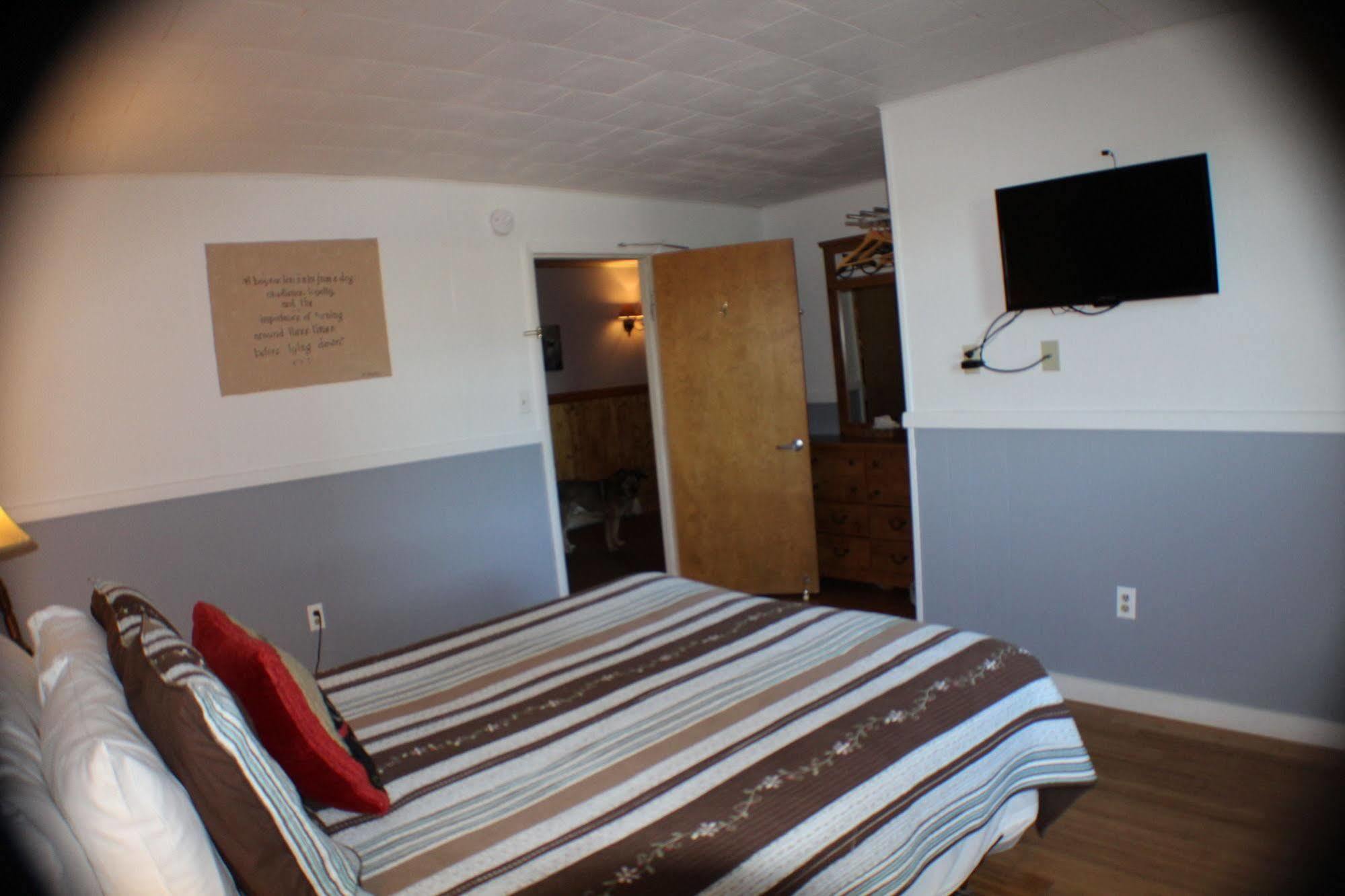 Bromley View Inn Bondville Exterior foto