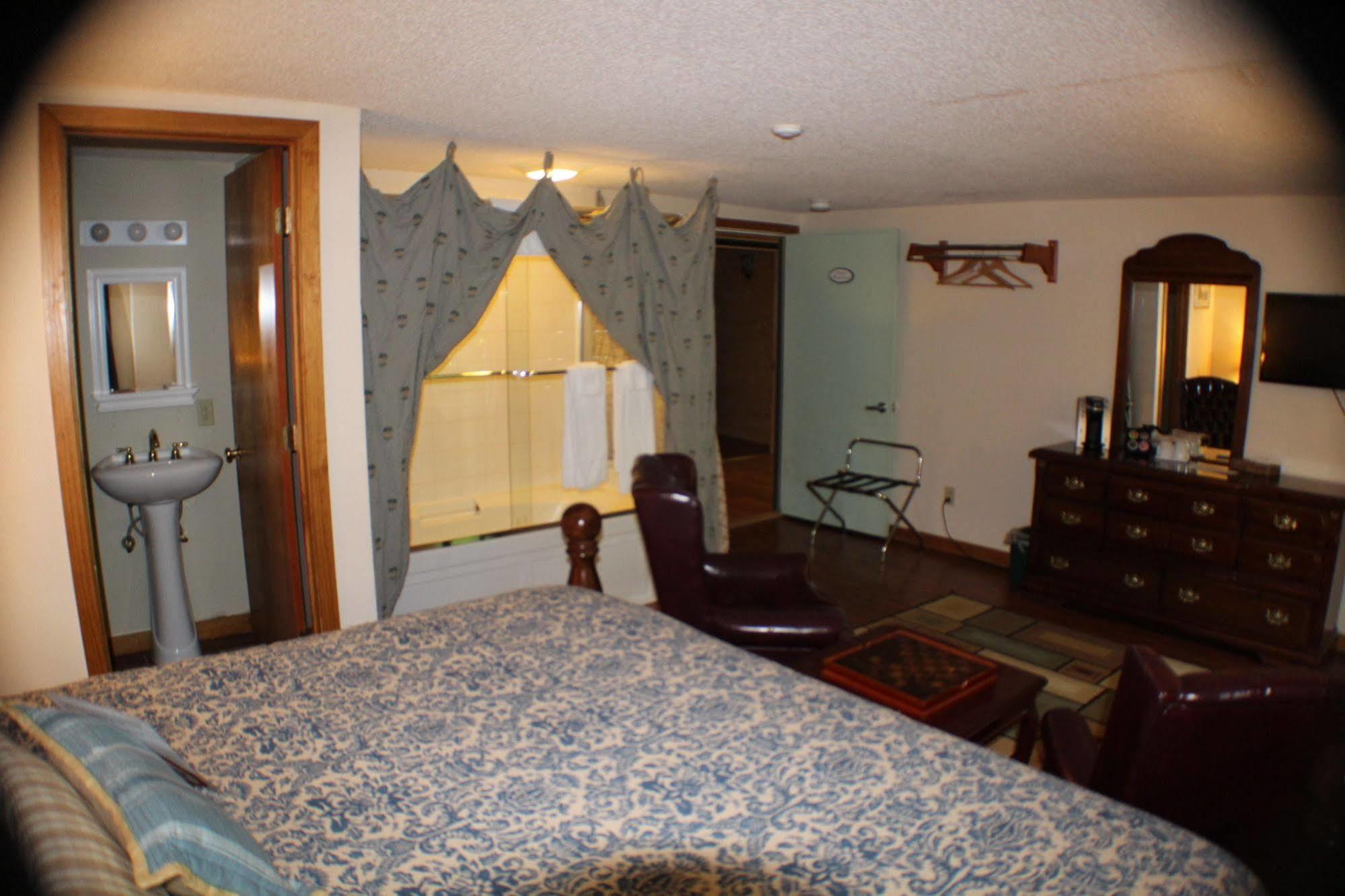 Bromley View Inn Bondville Exterior foto